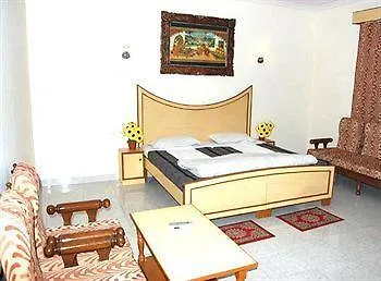 Hotel Tourist Rest House Agra 2*,