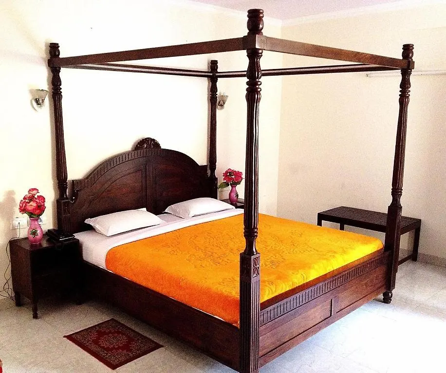 Hotel Tourist Rest House Agra