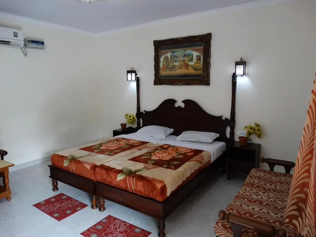 Hotel Tourist Rest House Agra
